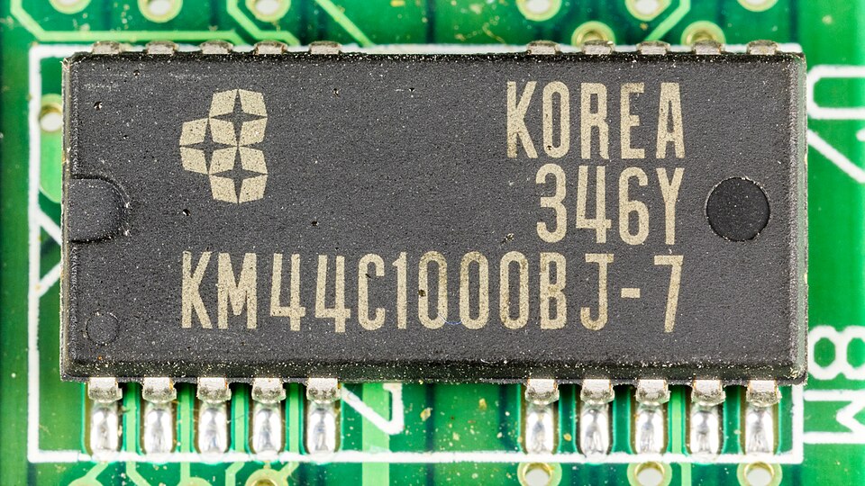 DDR4